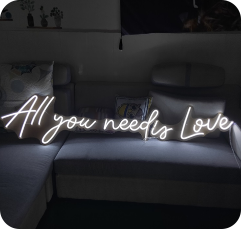 Enseigne LED<br> All you need is love 